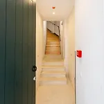 Appartement Guestready - Wonderful 2br Flat In The Centre Lissabon